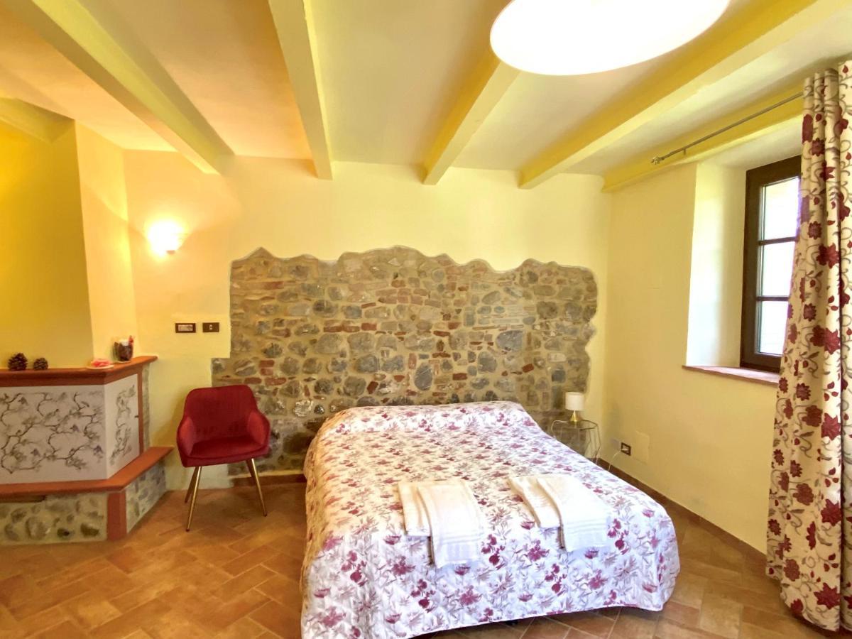 Agriturismo L'Antica Quercia Pomarance Exterior photo